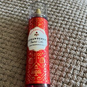 Bath and Body Works Strawberry pound cake